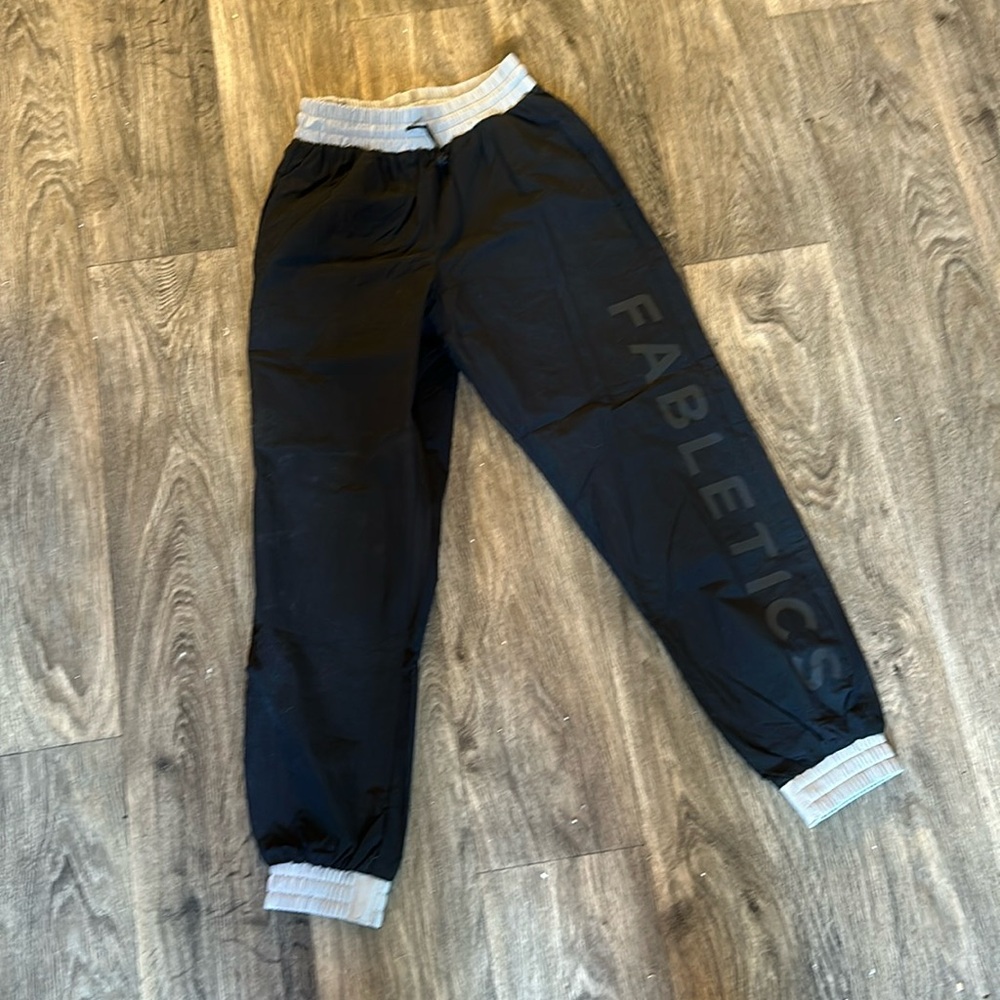 Fabletics windbreaker joggers, size XXS, NWOT